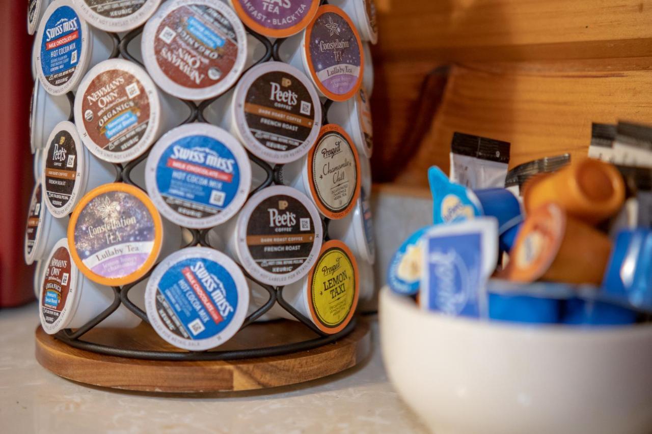 ブルーリッジ山脈 Three Dog Night - Pet-Friendly Cabin With Hot Tubヴィラ エクステリア 写真