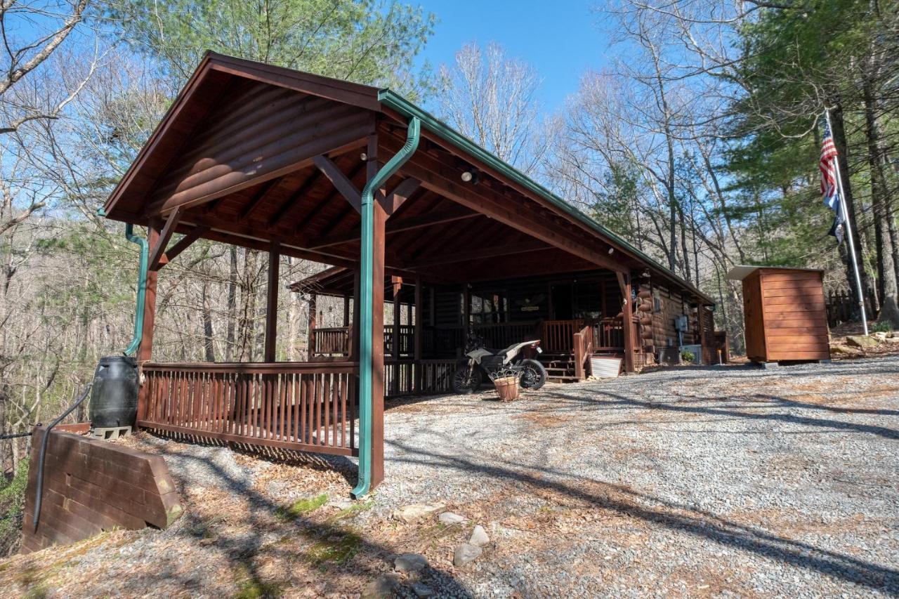 ブルーリッジ山脈 Three Dog Night - Pet-Friendly Cabin With Hot Tubヴィラ エクステリア 写真
